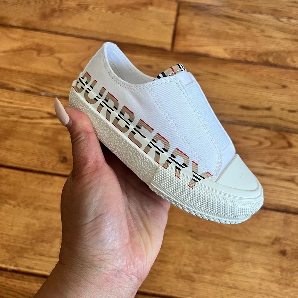 Burberry Little Kid's & Kid's Larkhall Icon Stripe Canvas Sneakers (7)